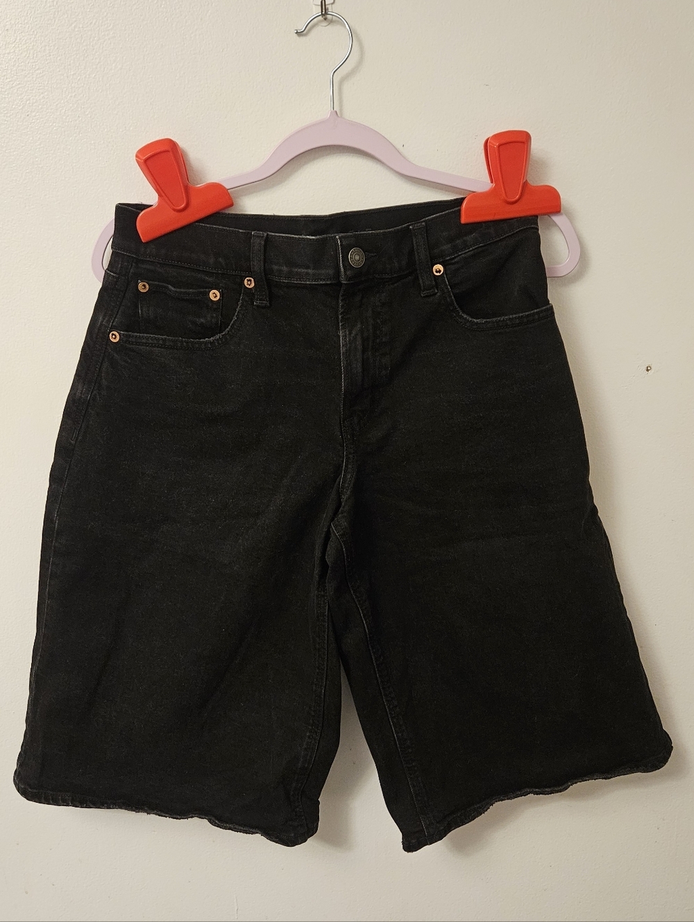 American Eagle NWOT Black Low Rise Stretch Wide Leg Denim Shorts/Jorts